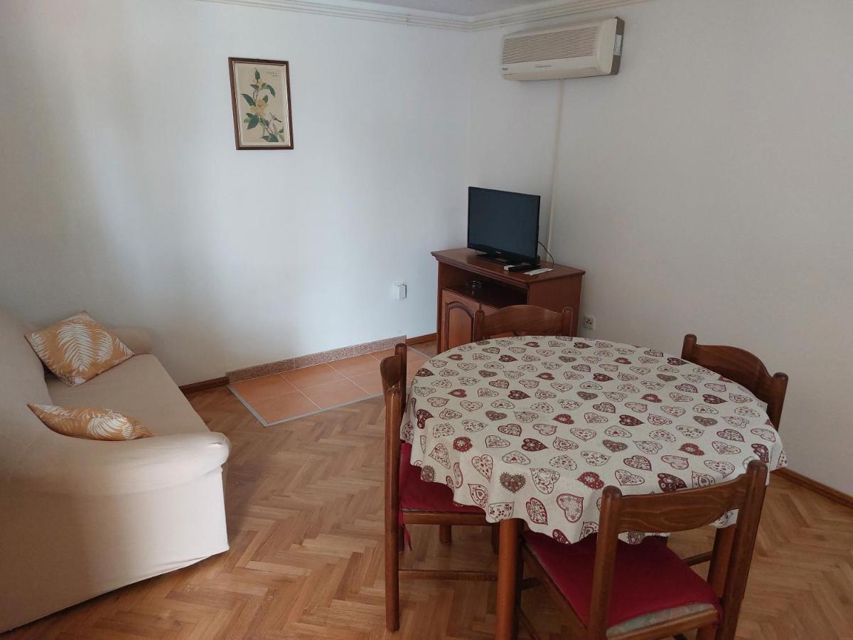 Apartments Mlacovic ราบ ภายนอก รูปภาพ