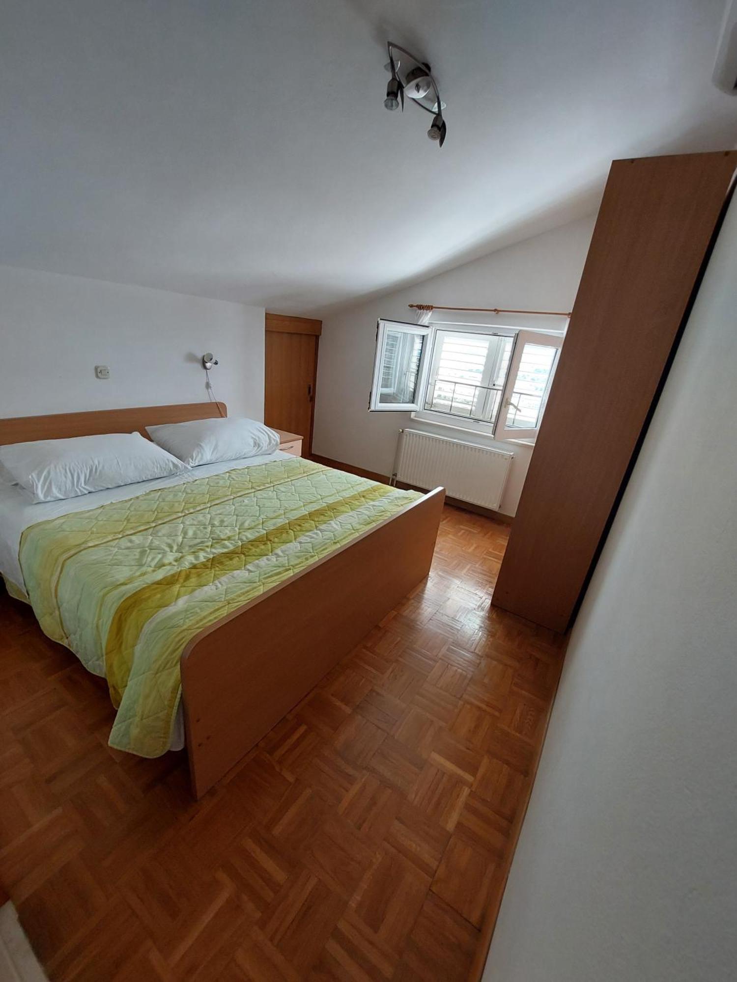 Apartments Mlacovic ราบ ภายนอก รูปภาพ