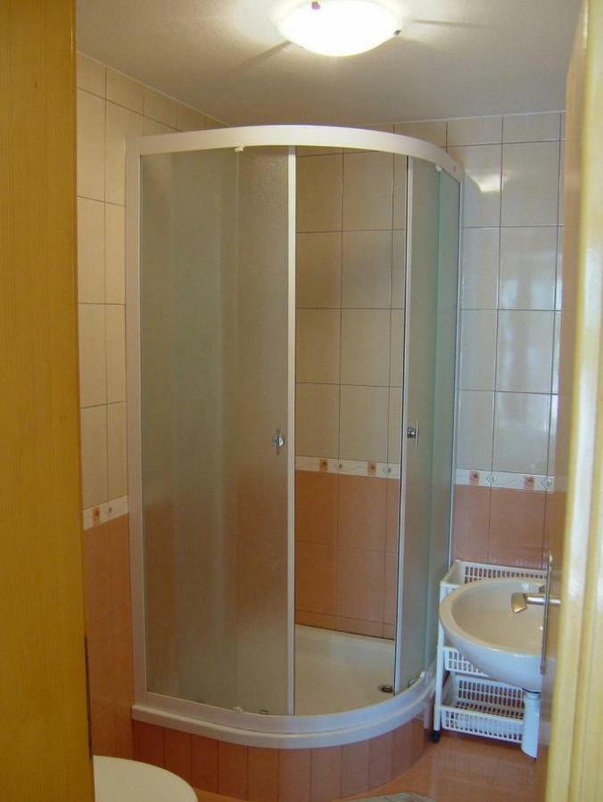 Apartments Mlacovic ราบ ภายนอก รูปภาพ