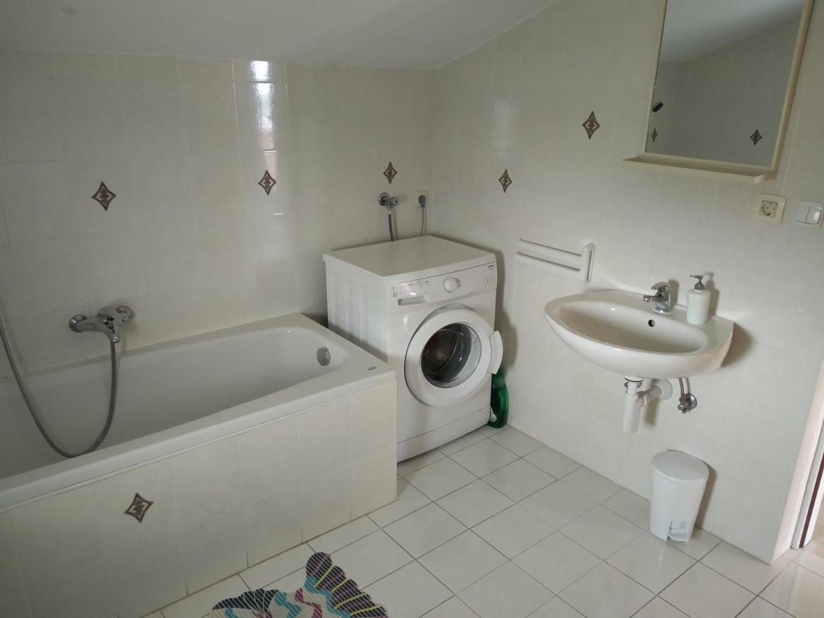 Apartments Mlacovic ราบ ภายนอก รูปภาพ