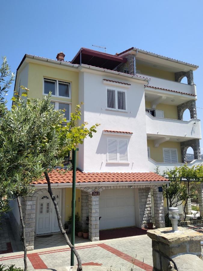 Apartments Mlacovic ราบ ภายนอก รูปภาพ